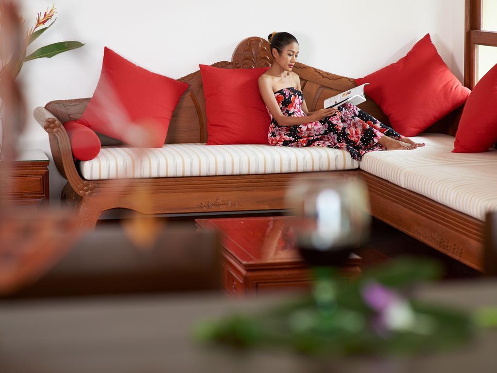 Sara Beachfront Boutique Resort Pathiu Room photo