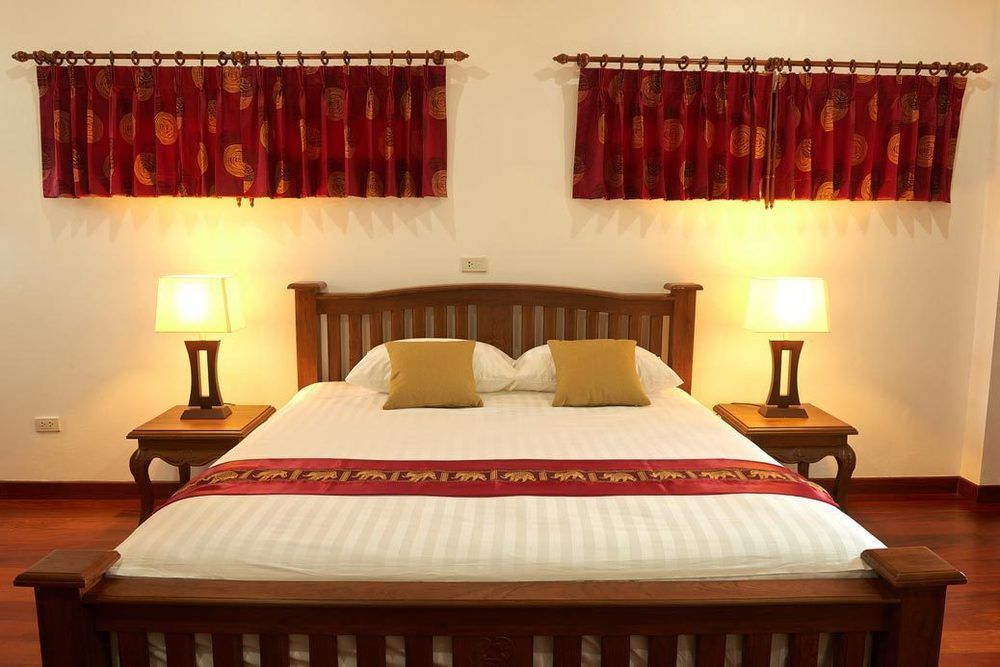 Sara Beachfront Boutique Resort Pathiu Exterior photo